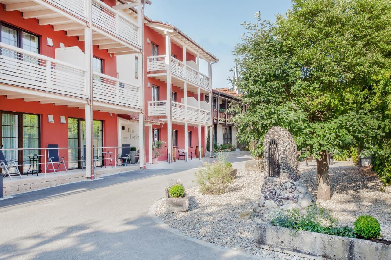 Hotel Brauerei Gasthof Hoehn เมมเมลส์ดอร์ฟ ภายนอก รูปภาพ