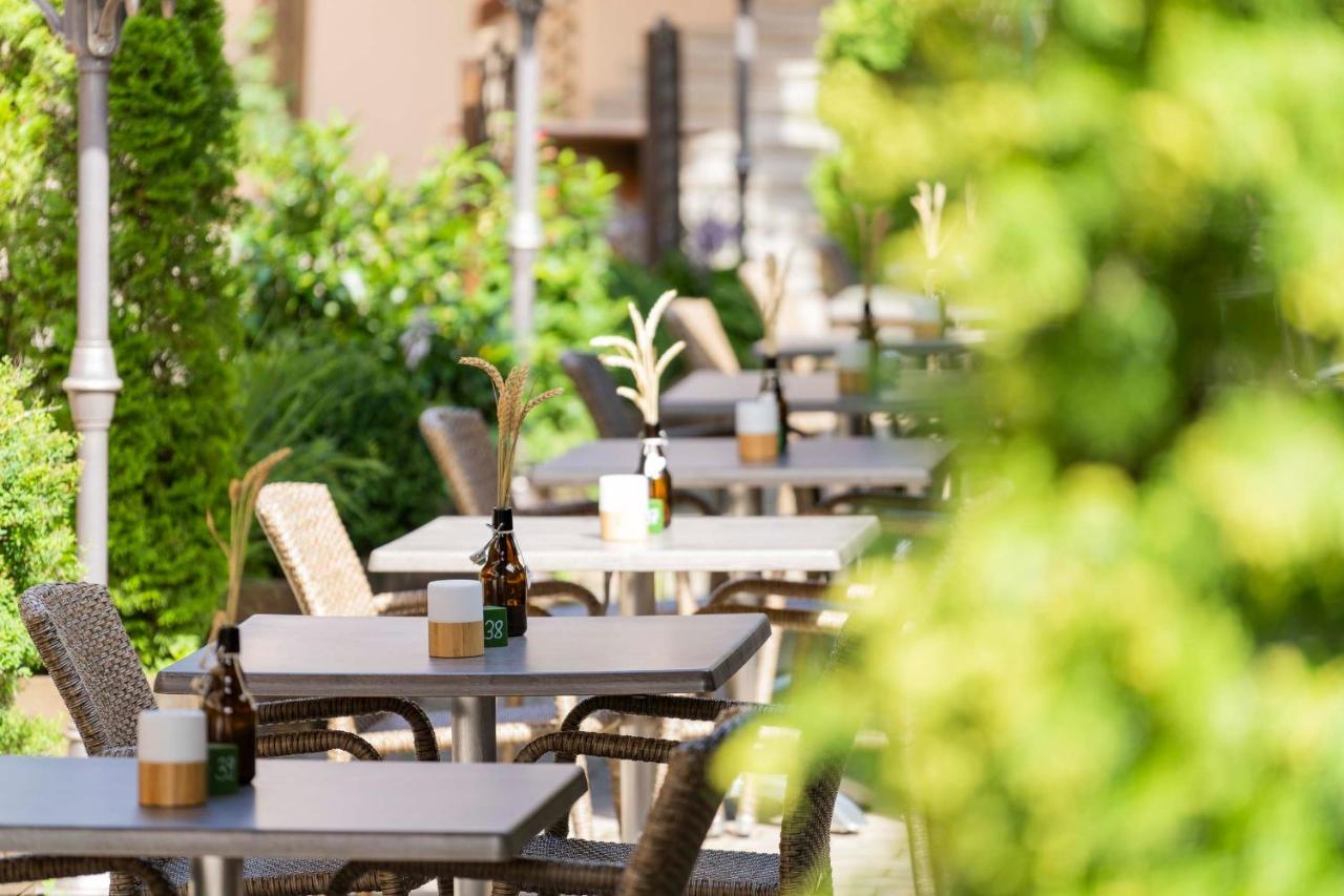Hotel Brauerei Gasthof Hoehn เมมเมลส์ดอร์ฟ ภายนอก รูปภาพ